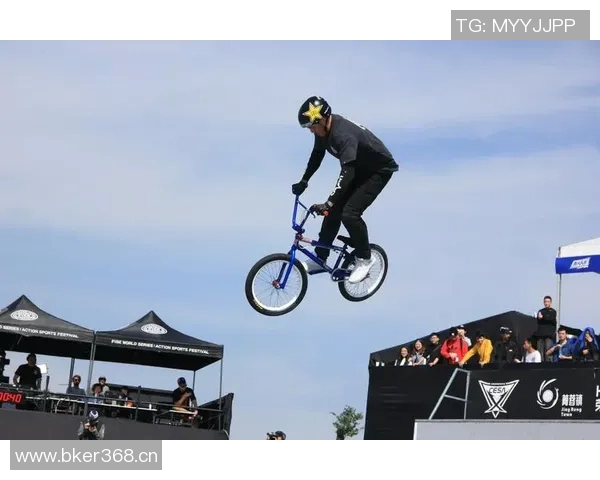 深圳极限运动队的奋斗与荣耀：探索极限运动联赛的精彩瞬间