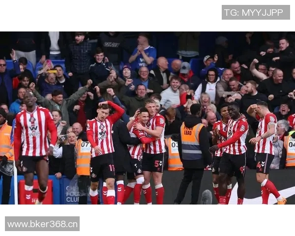 全球足坛风云再起 各大豪门争雄引发无数热议